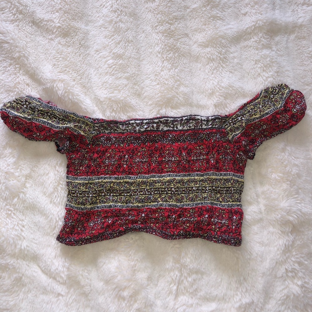 Bohemian design crop top